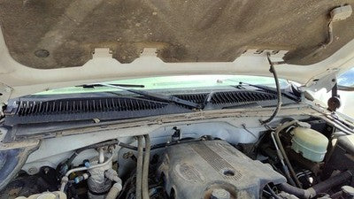 2002 Silverado 2500 Hd Windshield Wiper Cowl Vent Trim Panel Oem Cover