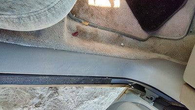 2000 Chevy Malibu Passenger Right Lower Kick Trim Panel Oem 92d Gray