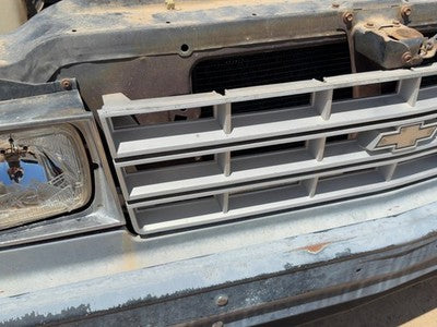 1982-1990 Chevy S10 Pickup Front Grille Assembly Oem Red 15638425