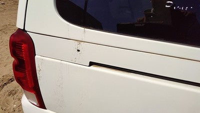 2007 Chevy Uplander Passenger Right Rear Door Roller Moulding Oem White 50U
