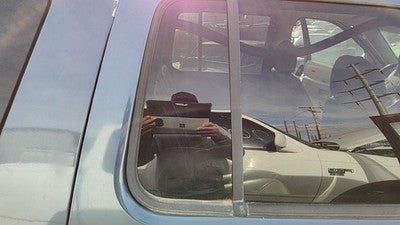 02-10 Ford Explorer Passenger Right Rear Vent Window Back Door Glass With Frame