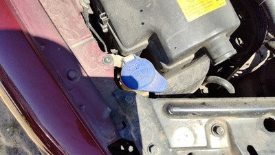2001-04 Volvo V70 Xc Windshield Washer Fluid Reservoir With Pump Oem Wiper Tank