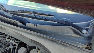 2011-2015 Kia Sorento Driver Left Windshield Wiper Arm Oem Blade Lever
