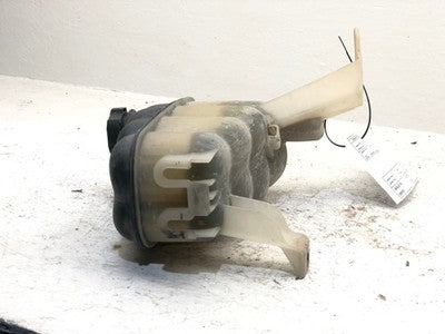 2007-2013 Gmc Sierra 1500 Coolant Reservoir Radiator Overflow Tank Bottle Oem