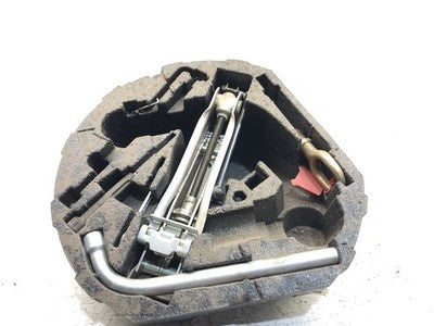 2001 Vw Jetta Spare Jack Kit Assembly With Tools And Mount Tray Oem