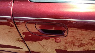 2001-2007 Volvo V70 Xc Passenger Right Front Outside Door Handle Oem Red 445