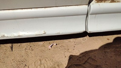 07 Uplander Passenger Right Rear Lower Moulding From Door Oem Back White 50U