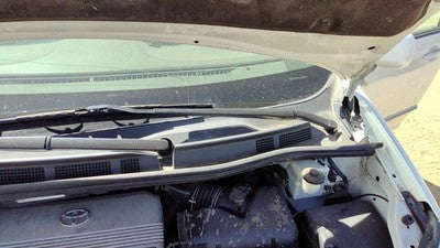 2004 Toyota Sienna Windshield Wiper Cowl Vent Trim Panel Oem Cover