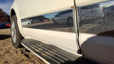 08 Navigator Driver Left Front Moulding From Door Trim Strip Pv White Chocolate