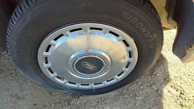 1984-1985 Ford Tempo 13 Hub Cap Wheel Cover Oem 1 E43z1130a