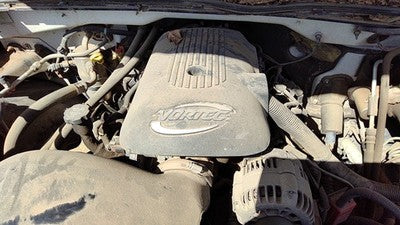 2005 Sierra 1500 Hd Engine Cover Top Plastic Shield Oem 6.0L