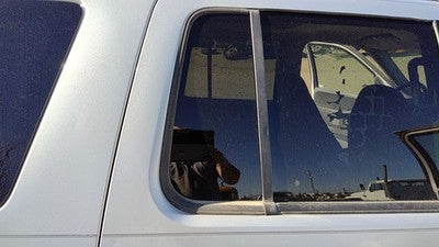 02-10 Ford Explorer Passenger Right Rear Vent Window Back Door Glass With Frame