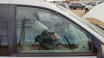 1996-2000 Chrysler Town & Country Passenger Right Front Side Window Door Glass