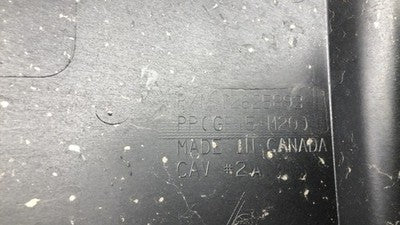 10-14 Tahoe Engine Cover Top Plastic Shield OEM 5.3L 12625893 WITH MOUNT BRACKET