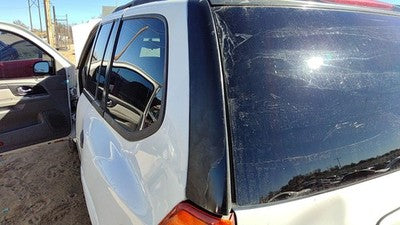 2007 Gmc Envoy Driver Left Rear Corner Moulding On Quarter Panel Oem