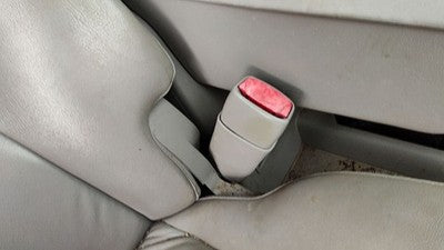 2007-2009 Chevy Equinox Passenger Right Front Seat Belt Buckle Receiver Gray 142