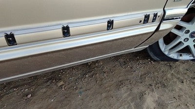 1992 Buick Park Ave Ultra Passenger Right Front Moulding From Door Trim Gold