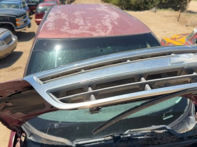 2001-2005 Chevy Venture Front Grille Assembly Oem 10310159