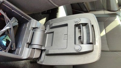 2015-2018 Ford Focus Center Console Lid Only Oem Arm Rest Fold Down Black Yw