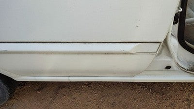00-03 Sentra Passenger Right Rear Moulding From Door Back Trim Strip White Qm1