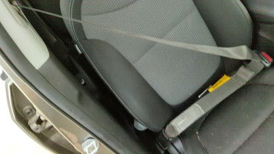 2014-2019 Kia Soul Passenger Right Front Seat Belt Retractor Shoulder Black Eq