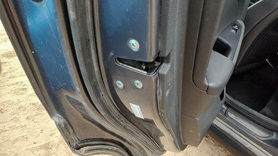 2016-2021 Hyundai Tucson Driver Left Rear Door Latch With Rods/Cables Oem Back
