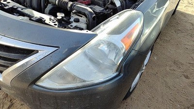 2015-2019 Nissan Versa Driver Left Head Light Oem Front Lamp 260609Kk0a