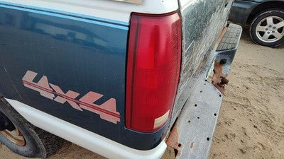 1988-1999 Chevy Silverado 1500 Driver Left Tail Light Brake Lamp Oem Rear