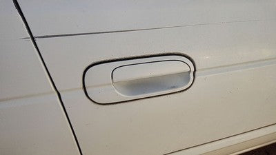2000-2003 Nissan Sentra Passenger Right Front Outside Door Handle Oem White Qm1