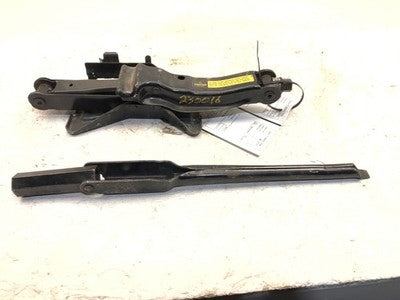 1999 Saturn Sl2 Complete Spare Jack With Tool Wrench Oem Set Pair