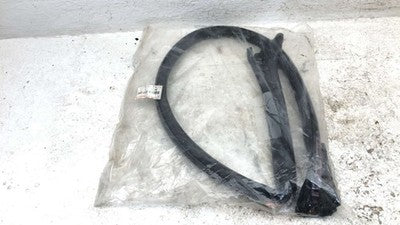 2003 Toyota Celica Passenger Right Roof Side Rail Weatherstrip Seal Oem