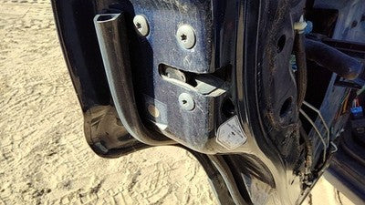 2004 Jeep Grand Cherokee Driver Left Rear Door Latch With Rods/Cables Oem Back