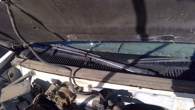 1994 Chevy Caprice Passenger Right Windshield Wiper Arm Oem Blade Lever