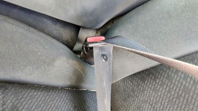07-14 Chevy Silverado 2500 Driver Left Front Seat Belt Buckle Receiver Ebony 19D