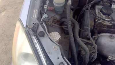 2002-2006 Mitsubishi Lancer Windshield Washer Fluid Reservoir With Pump Oem