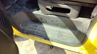 2002 Express Van 2500 Driver Left Lower Kick Trim Panel Oem Sill Step