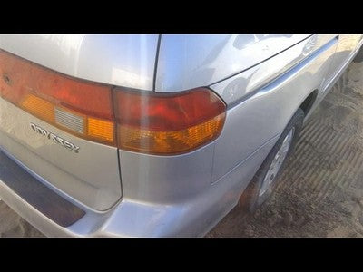 1999-2004 Honda Odyssey Passenger Right Tail Light Brake Lamp Oem Rear