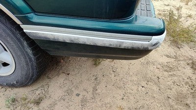 1996 S10 Blazer Driver Left Rear Moulding Bumper End Cap Oem Green