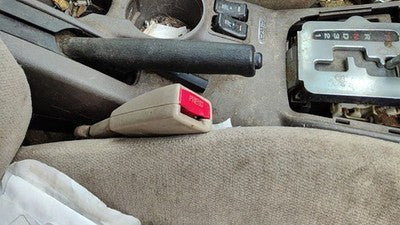 2002-2005 Legacy Outback Passenger Right Front Seat Belt Buckle Receiver Oem Tan