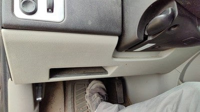 2007-2009 Chevy Equinox Lower Dash Under Column Knee Bolster Trim Panel Gray 142