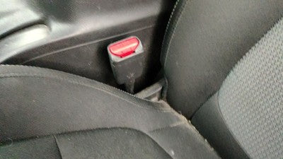 2014-2017 Kia Soul Driver Left Front Seat Belt Buckle Receiver Oem Black Eq