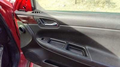 09-11 Chevy Impala Passenger Right Front Door Trim Panel With Switches Ebony 19C