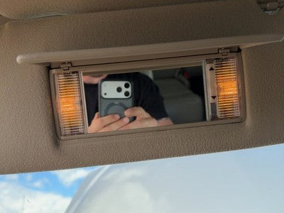 2000-2003 Chevy Suburban Driver Left Sun Visor Oem Tan 52I 15172572