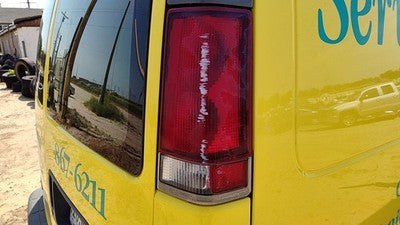 2000-02 Express Van 2500 Passenger Right Tail Light Oem Brake Lamp Rear 19153085