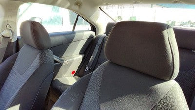 2005-2009 Pontiac G6 Pair Of Front Headrests Oem Left Right Set Seat 10365544