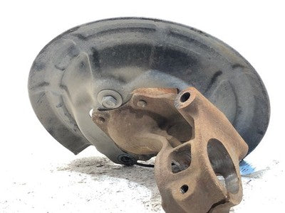 86-90 Toronado Trofeo Passenger Right Rear Knuckle Assembly Stub Axle With Hub