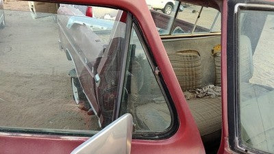 75-79 Ford F150 Passenger Right Front Vent Window Small Door Glass With Frame