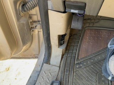 2004 Ford F150 Driver Left Lower Kick Trim Panel Oem Tan Hw