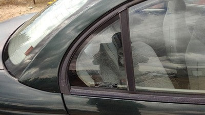 96-99 Saturn Sl1 Passenger Right Rear Vent Window Back Door Glass With Frame Oem