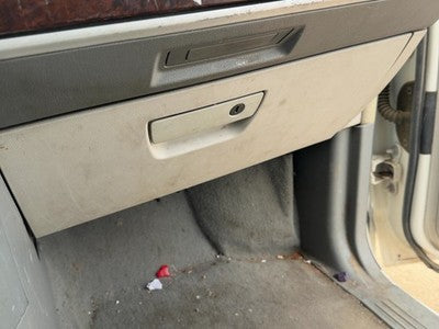 10 Chrysler Town & Country Glove Box Assembly Complete Door With Latch Oem Gray
